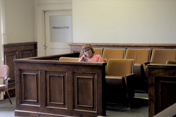 Lindy Lou, Juror Number 2