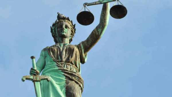 image of the statue of justice